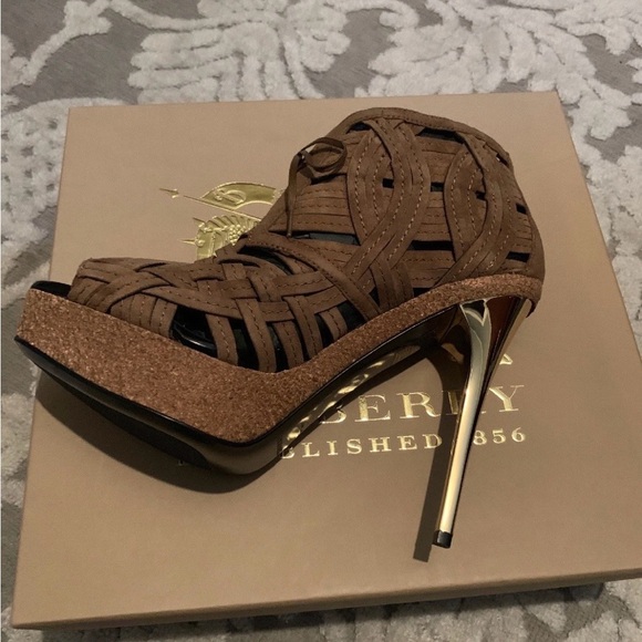 BURBERRY Women's Brown Peep Toe DARFIELD desert woven suede ankle boots 38 / 8 - Picture 6 of 9